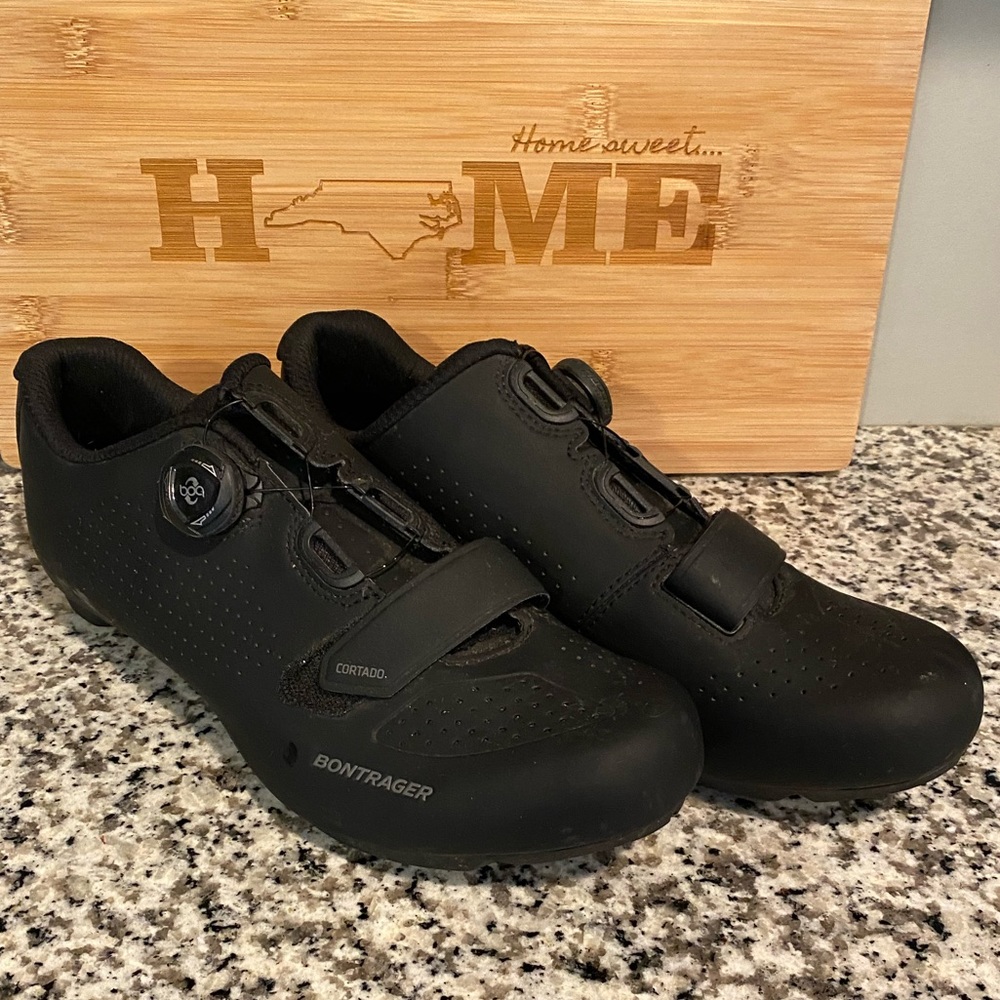 Bontrager Cortado Cycling Spin Shoes Sz 10.5 - Excellent Condition